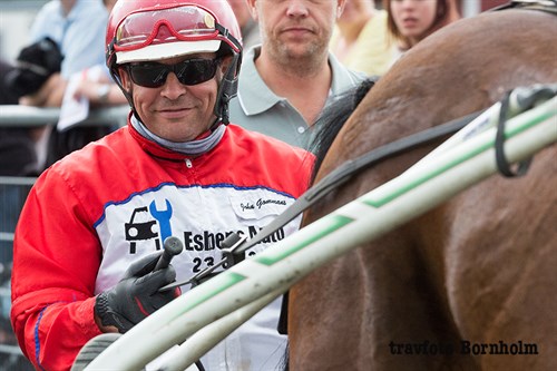 Gommans k�rer kl. 17:15 i Paris