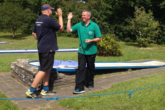 Stifter minigolfklub i �sterlars