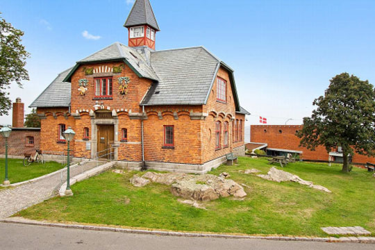 BRK s�lger bibliotek med betingelser