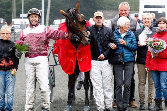 M�nedens travopdr�tter fra Bornholm