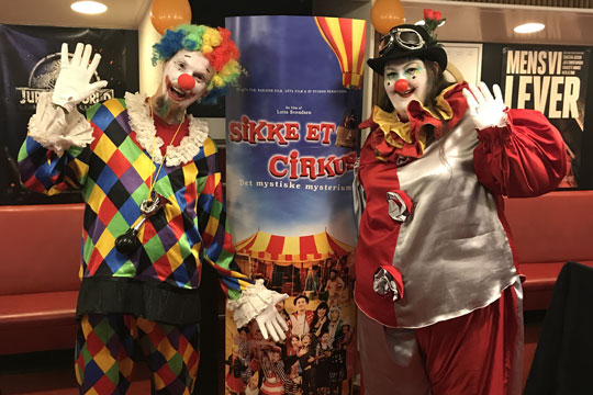 Sikke et cirkus i biografen