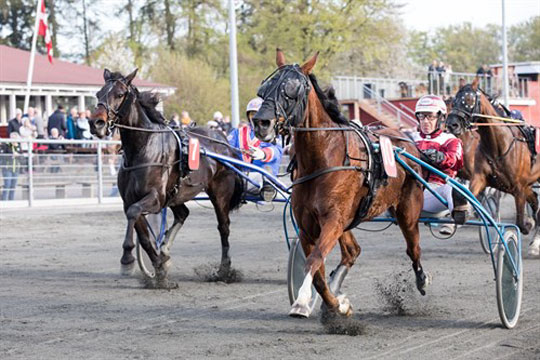 Frank Mikkelsen k�rer f�rste l�b p� Lunden i �r