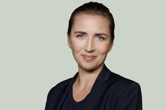 S-formand skal bes�ge slagteriet