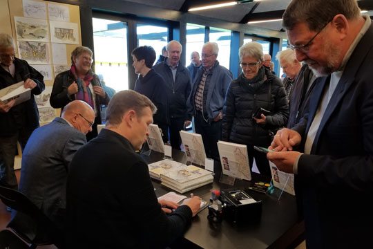 Bondesagaer og br�ndesnude p� G�rden