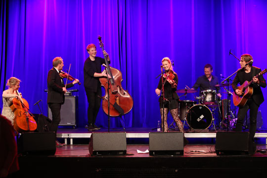 Moderne folkemusik i Musikhuzet