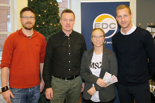 B�rnenes Julehj�lp fik selv hj�lp