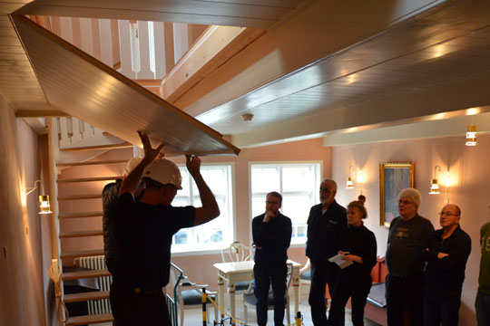 R�nne Theater har f�et et hejsev�rk