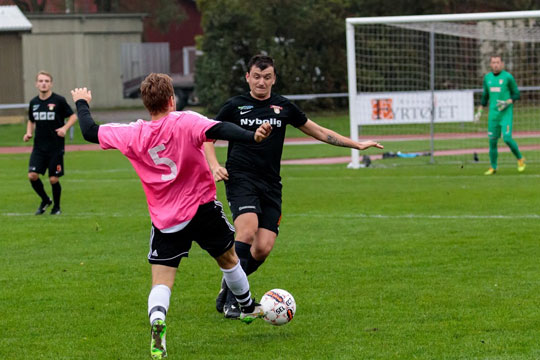 Bestyrelsen i R�nne fB sportsligt tilfreds