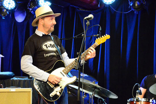 Aske Jacoby og band i Musikhuzet