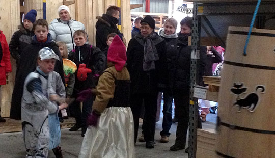 Fastelavnsl�jer i Allinge Byggemarked