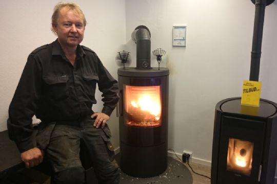 Husejere s�ger hj�lp mod vindnedslag