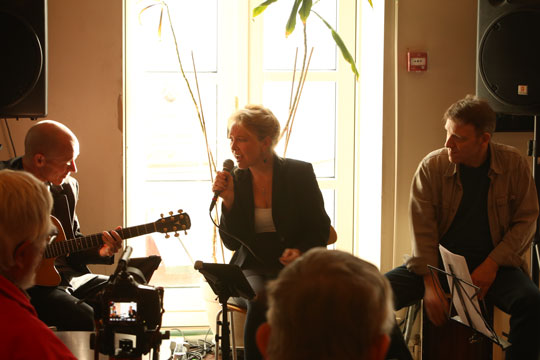 Intim koncert i Raschs Pakhuz