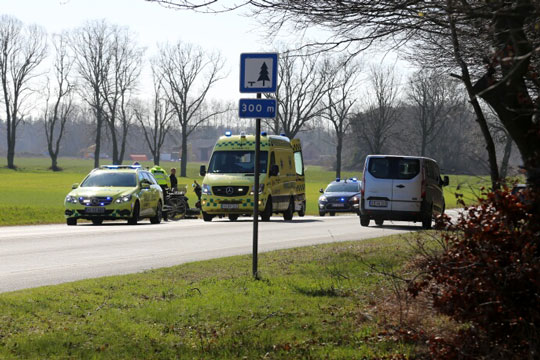 Knallert p�k�rte cyklist