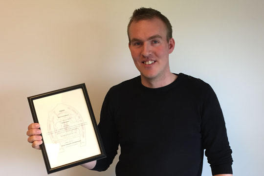 S� er Ulrik Christoffersen professionel travtr�ner