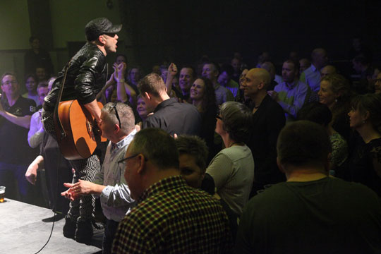 Popul�rt kopiband g�ster Musikhuzet