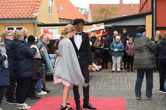 Gymnasiefest atter et till�bsstykke