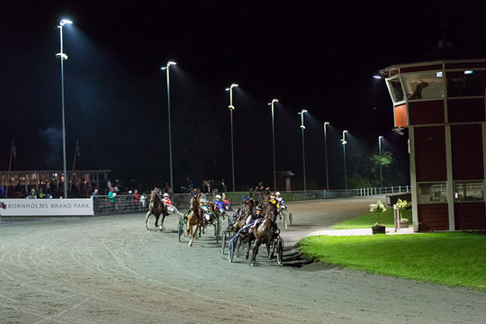 N�r V5-oms�tningen 100.000 kroner i aften?