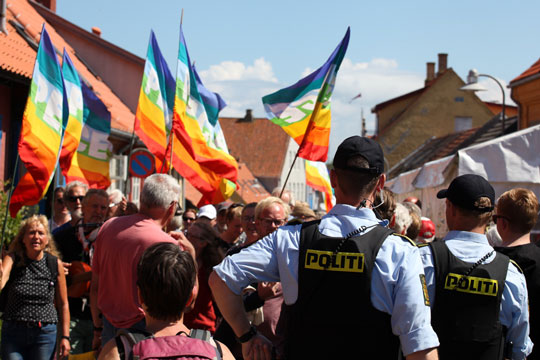 Serveringssted overtr�dte restaurationsloven