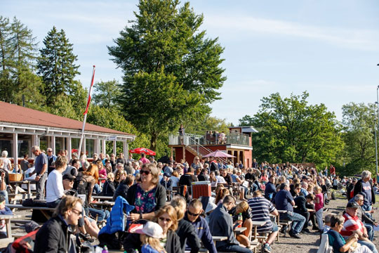 Tilskuerne svigtede totalisatoren