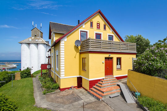 Ejerlejlighed med havudsigt fra f�rste r�kke