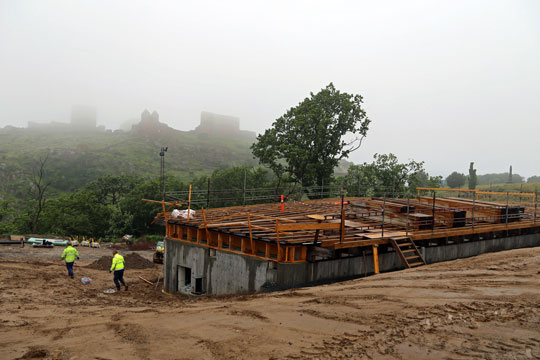 Byggeri ved Hammershus g�r fremad