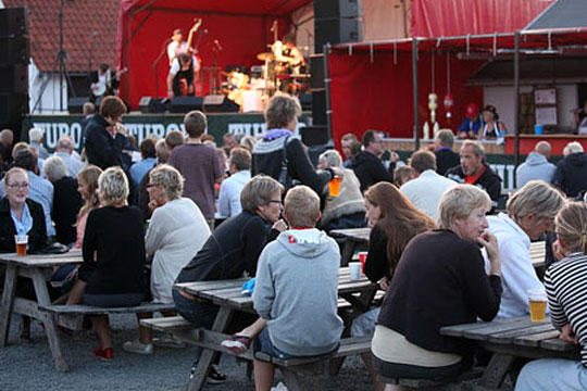 Havnefest l�gger ekstra v�gt p� eftermiddagshygge