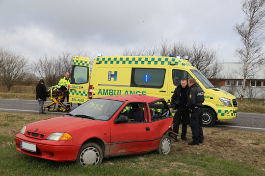 Kvinde id�mt b�de efter f�rdselsuheld