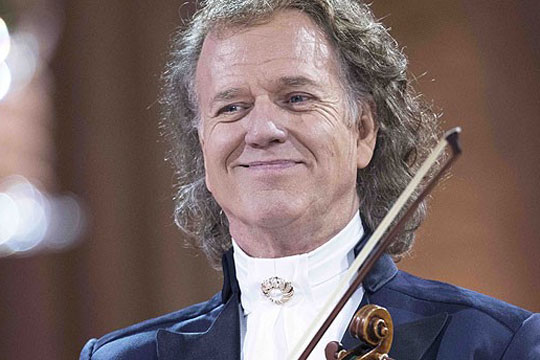 Storsl�et koncert i R�nne Bio