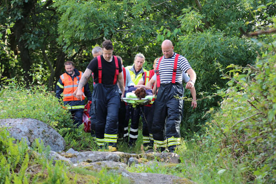 Kvinde beskadigede benet ved fald p� redningssti