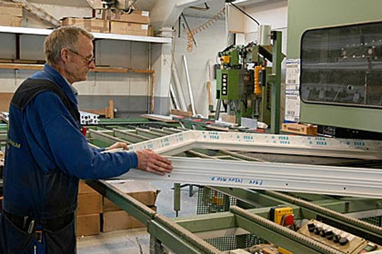 Fabrik i Nyker erkl�ret konkurs