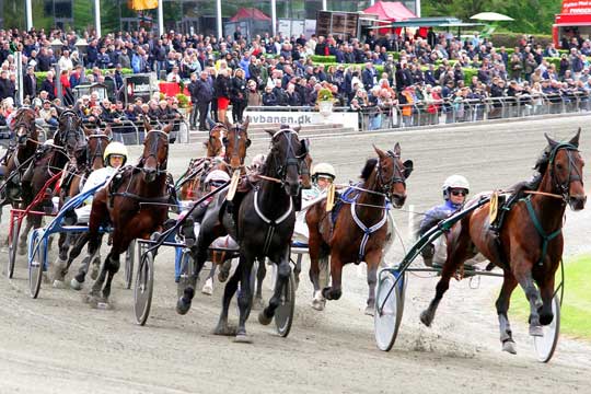 Tegner til st�rste bornholmske succes i en derbyweekend