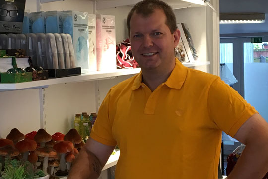 Ny butik med sjove fund �bner i g�gaden