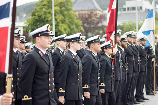 Stort kadetst�vne i R�nne