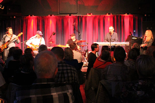 Shu-bi-dua-show p� Svanekegaarden