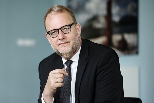 Minister bes�ger BornFiber