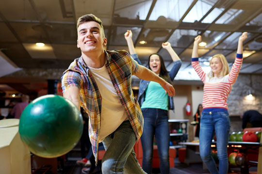 S�sonstart for firmabowling i n�ste uge