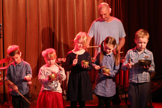 Musikalsk livsgl�de i b�rneh�jde