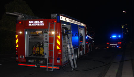 Brand bredte sig til udhus og plankev�rk