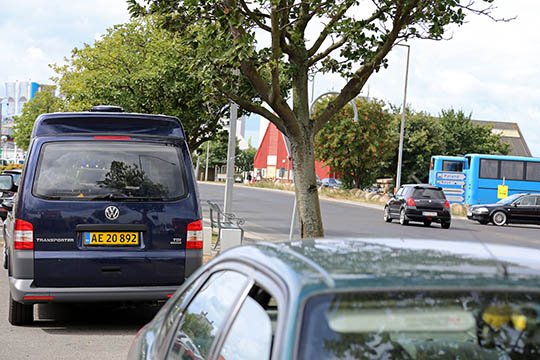 Fartb�der til 23 bilister l�rdag