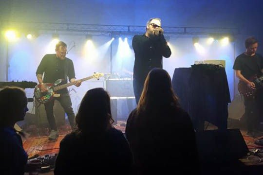 St�tte til musikfestival i Nex�