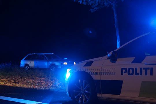 Bilist lettere skadet i solouheld