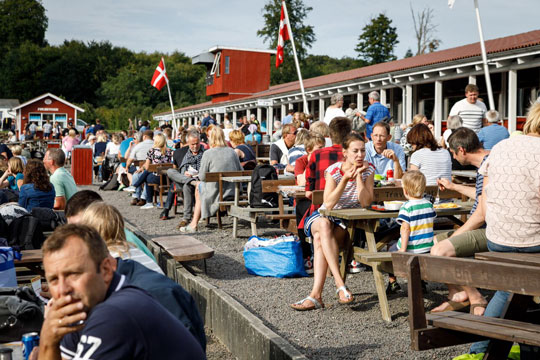 Travbanen skal i t�nkeboks