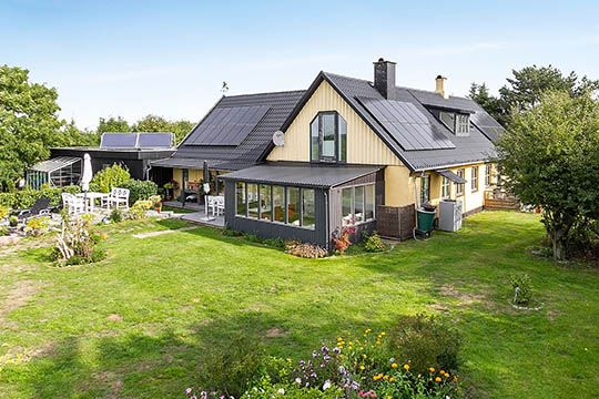 Stor og flot renoveret ejendom