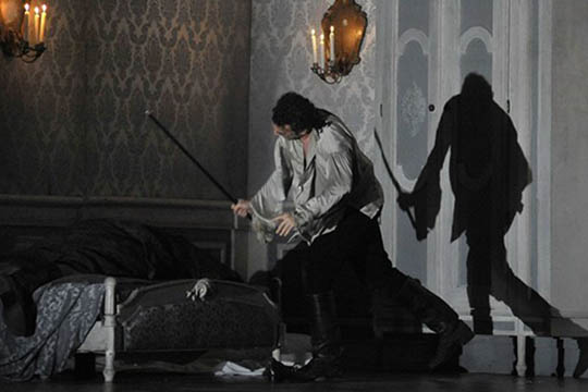 Kvindeforf�rer i R�nne Bio