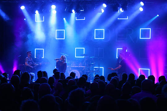 Hit p� hit i Musikhuzet