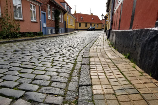 1.800 hel�rsboliger st�r tomme