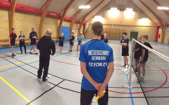 Koncentrerede b�rn m�dte stjernerne