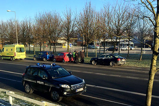 Flere biler i trafikalt uheld