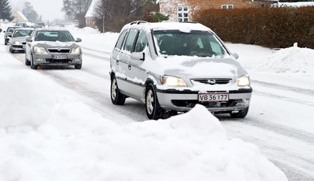 DMI: F�rre snebyger i eftermiddag