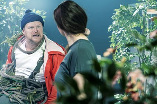 Gode anmeldelser af teaterstykke